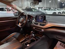 نيسان ألتيما